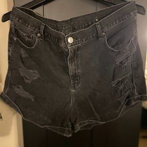 Black mom shorts!!